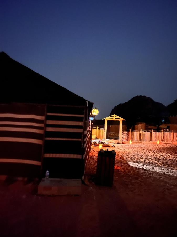Wadi Rum Tents Екстер'єр фото
